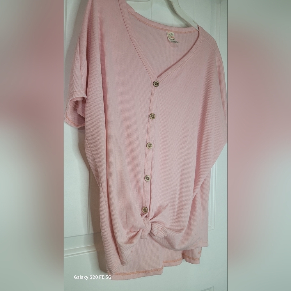 7th Ray Button-Down Top